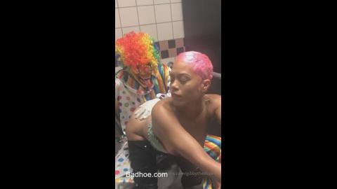 Phat ass pink hair redbone babe bouncing on a clown's dick in public bathroom