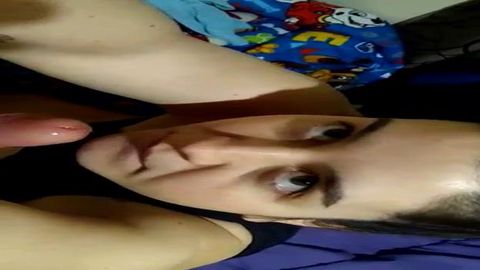 She love sucking dick